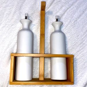 Oil & Vinegar Holder